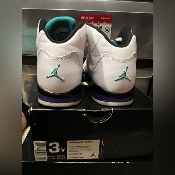 Lightly worn 2013 Jordan 5 retro